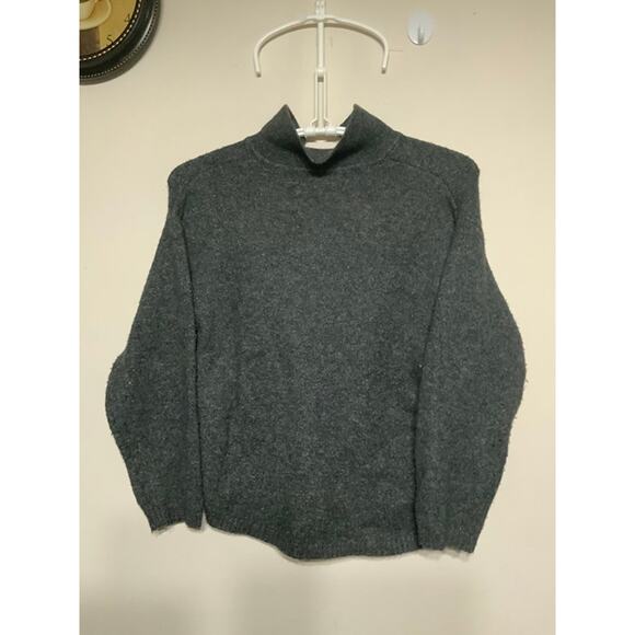 Zara Pullover Kid's Sweater - USED - Picture 2 of 3